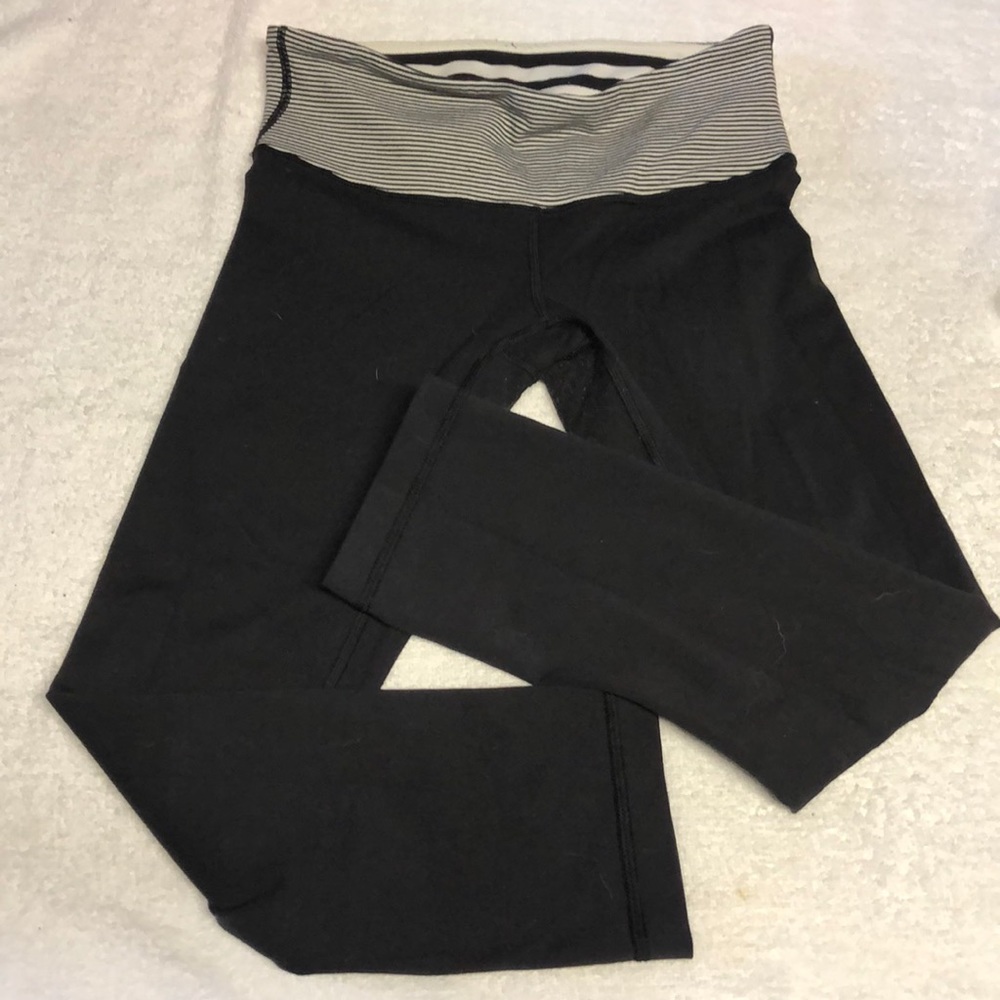 Lululemon Wunder Under Size 4 - image 2